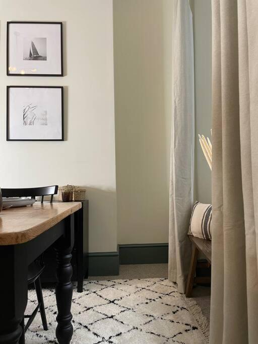 New Luxury For 2024 - Central Plymouth House - Sleeps 10 - Access To Plymouth Town - Close To The Barbican - Pets Welcome - Parking Available - By Luxe Living By Sophia Εξωτερικό φωτογραφία