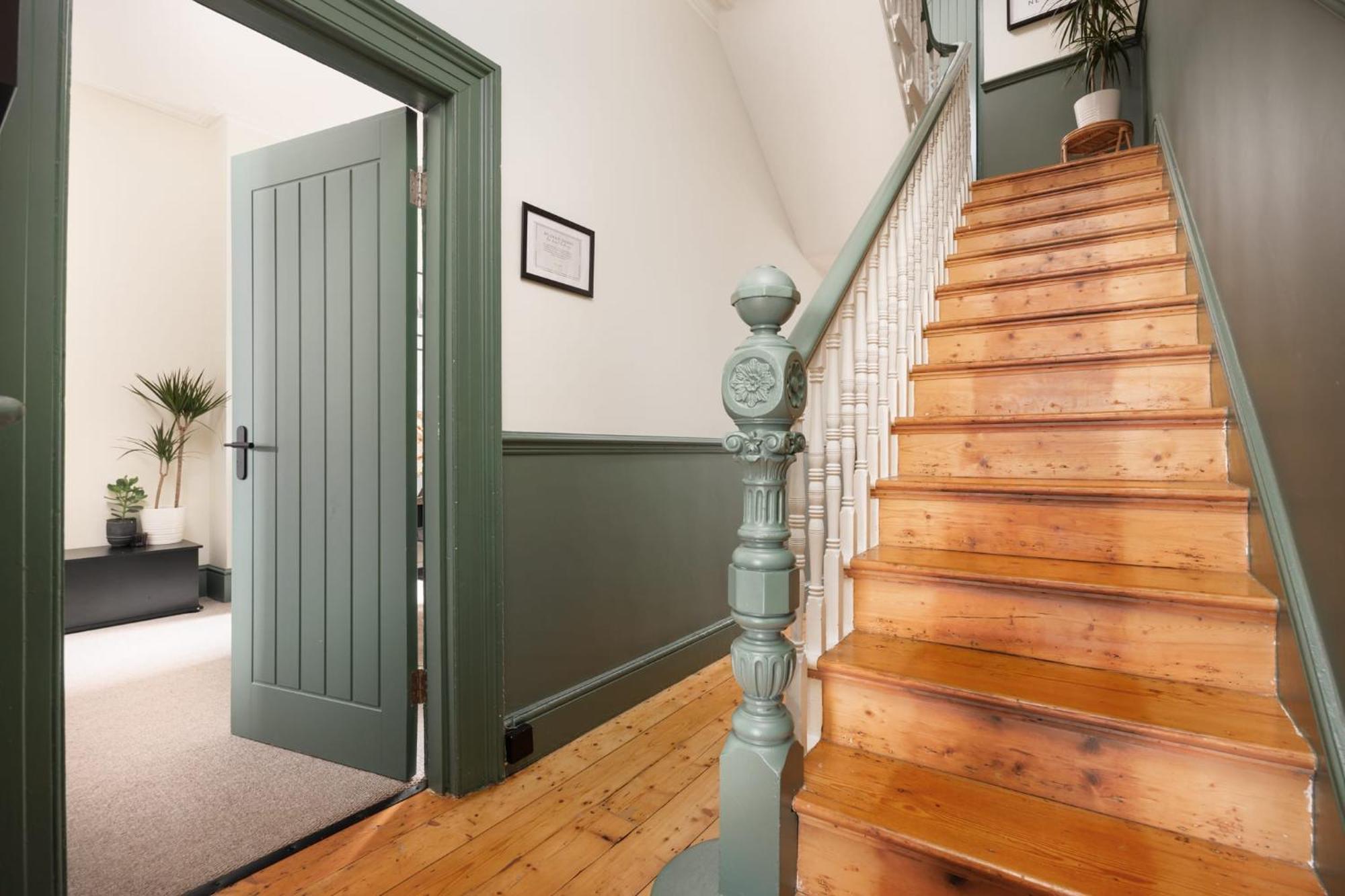 New Luxury For 2024 - Central Plymouth House - Sleeps 10 - Access To Plymouth Town - Close To The Barbican - Pets Welcome - Parking Available - By Luxe Living By Sophia Εξωτερικό φωτογραφία