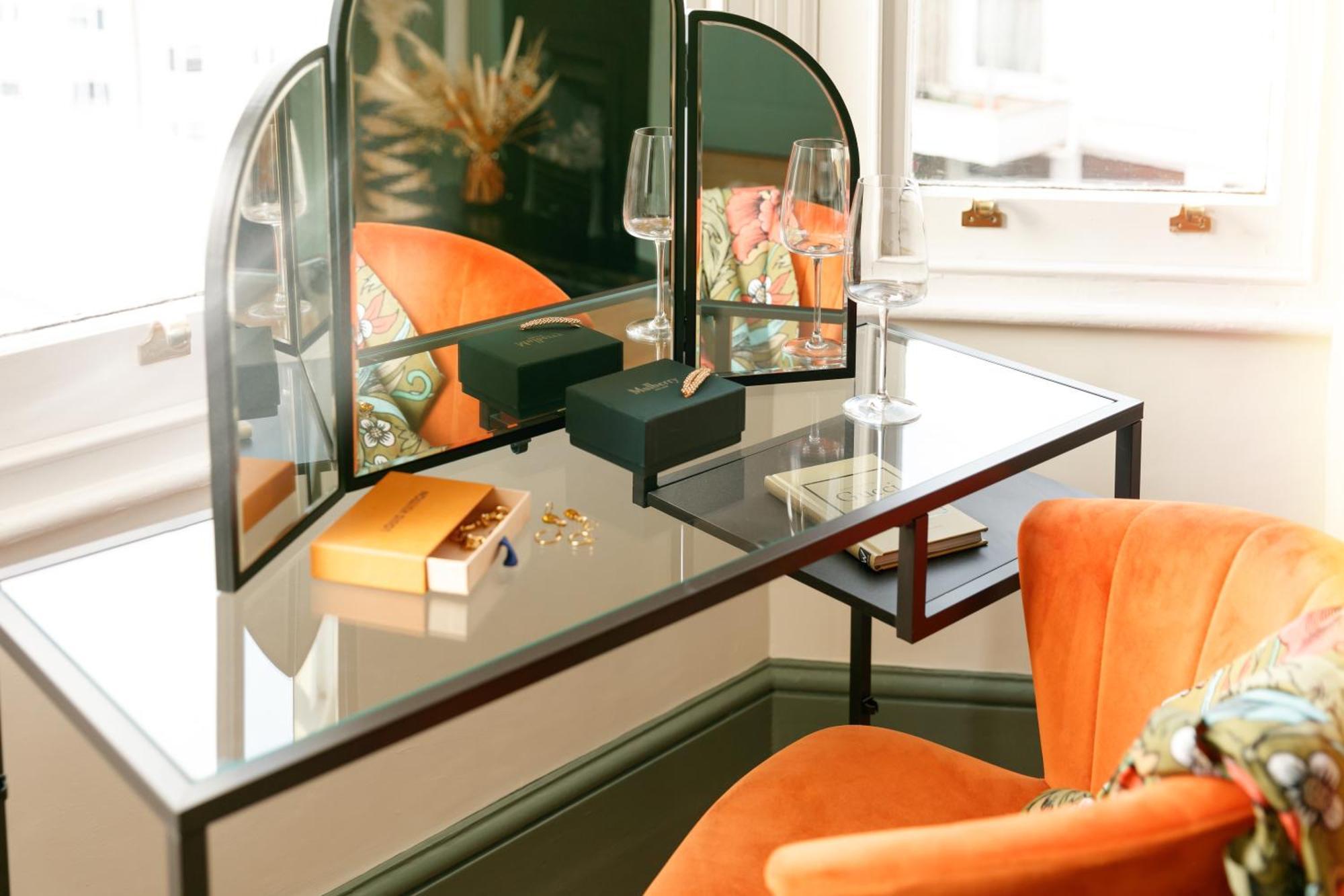 New Luxury For 2024 - Central Plymouth House - Sleeps 10 - Access To Plymouth Town - Close To The Barbican - Pets Welcome - Parking Available - By Luxe Living By Sophia Εξωτερικό φωτογραφία