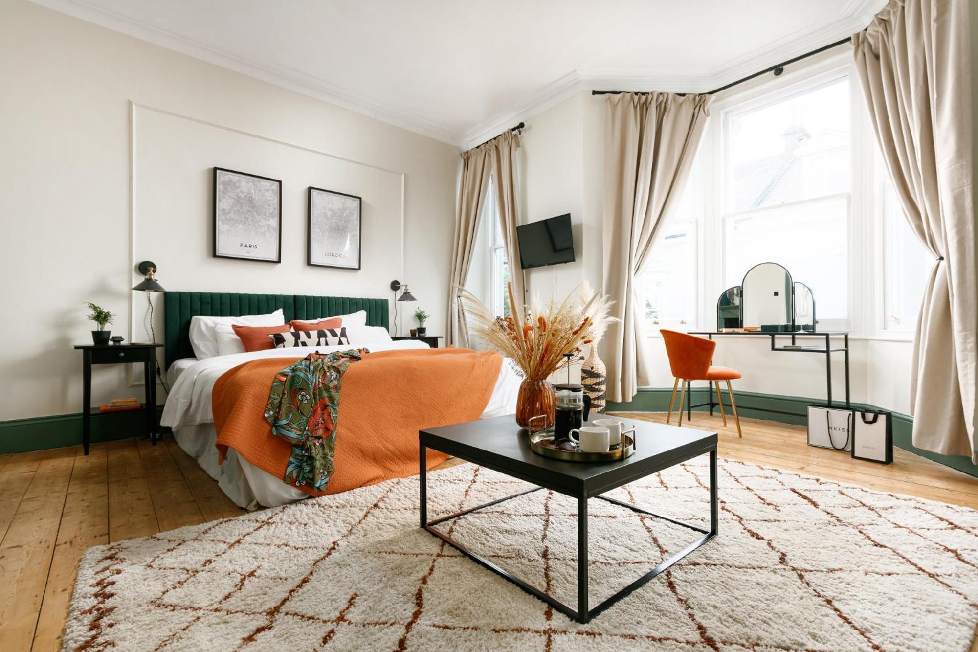 New Luxury For 2024 - Central Plymouth House - Sleeps 10 - Access To Plymouth Town - Close To The Barbican - Pets Welcome - Parking Available - By Luxe Living By Sophia Εξωτερικό φωτογραφία
